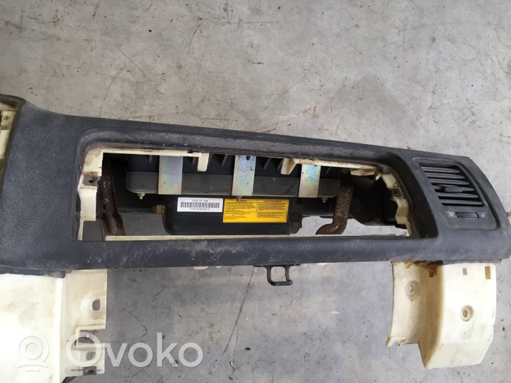 KIA Carnival Panelė 041602034807AP