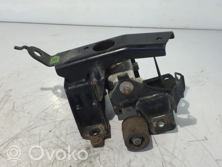 Toyota Yaris Gearbox mount 