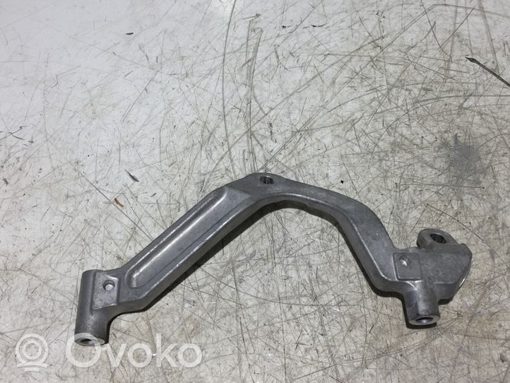 Toyota Yaris Support refroidisseur de vanne EGR 