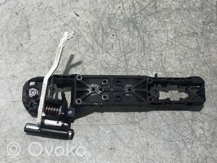 Toyota Auris E180 Halterung Türgriff hinten 130R