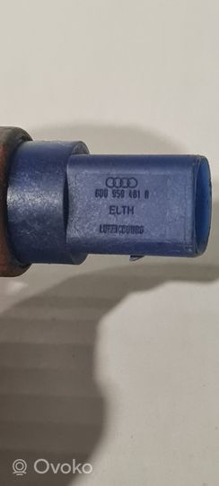 Audi A6 S6 C5 4B Sonde de température de liquide de refroidissement 8D0959481B