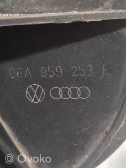 Volkswagen Sharan Antrinis oro siurblys 06A959253E
