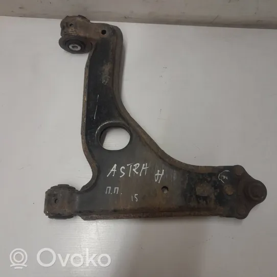 Opel Astra H Braccio di controllo sospensione anteriore inferiore/braccio oscillante 