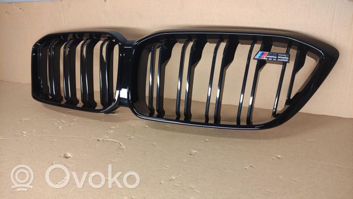 BMW M2 F87 Front bumper upper radiator grill 8073540