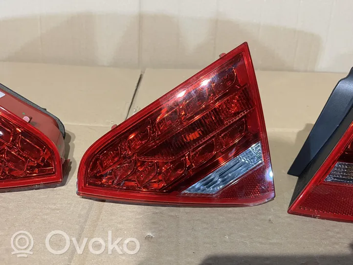 Audi A5 8T 8F Lampa zderzaka tylnego 8T0945096D