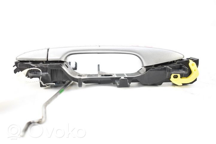 Toyota Avensis Verso Klamka zewnętrzna drzwi przednich 