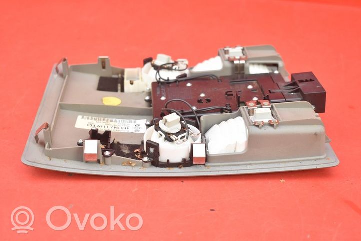 Audi A8 S8 D3 4E Luce interna bagagliaio/portabagagli 4E0947111N