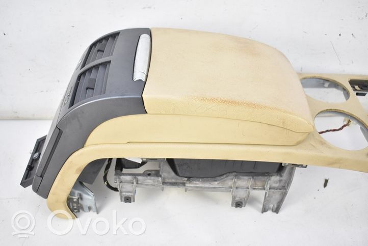 Volkswagen Phaeton Center console 3D0864348