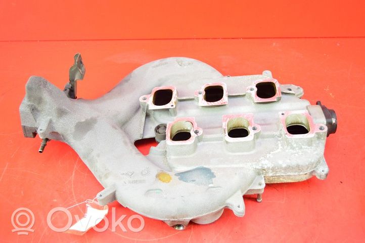 Cadillac SRX Intake manifold 12589394