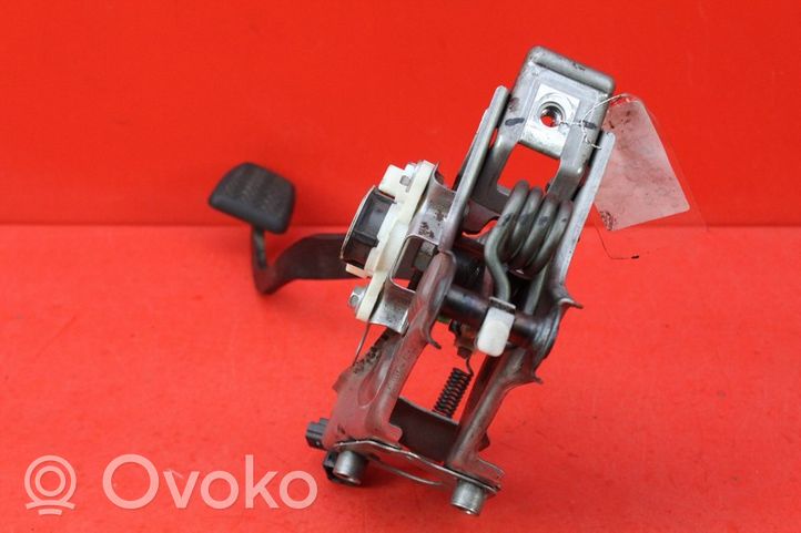 Toyota Avensis T270 Gaspedal 