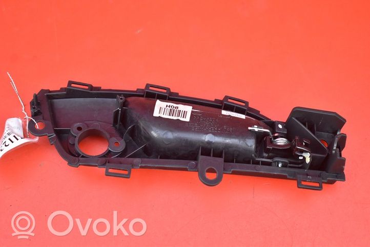 Hyundai i40 Priekinė atidarymo rankenėlė vidinė 25111-72800