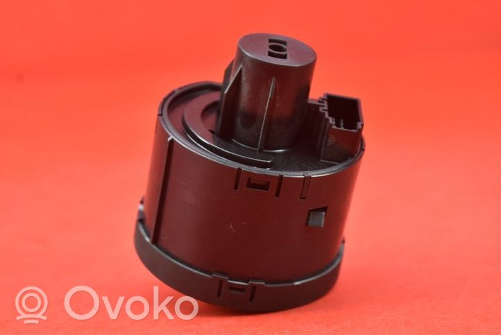 Skoda Octavia Mk3 (5E) Przełącznik świateł 5E0941431F
