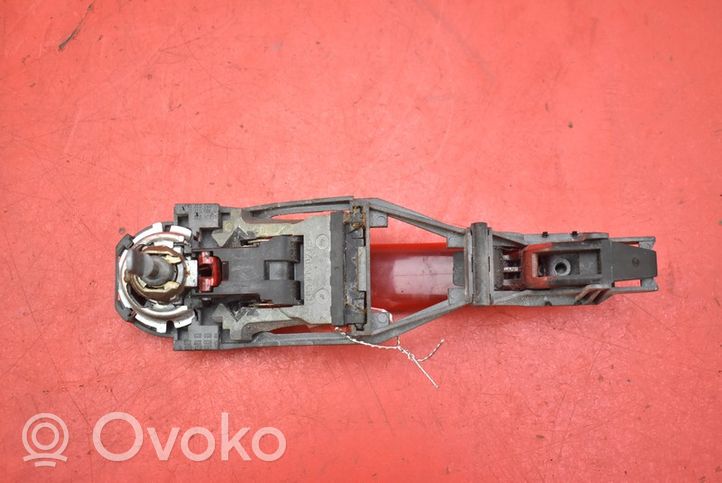 Volkswagen Fox Klamka zewnętrzna drzwi przednich 3B0837885