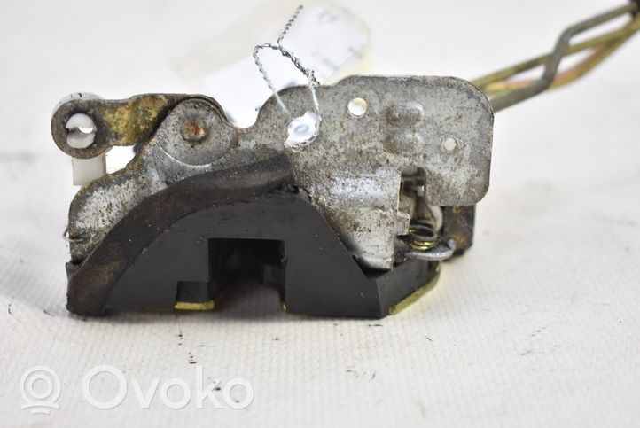 Daihatsu Cuore Front door lock 