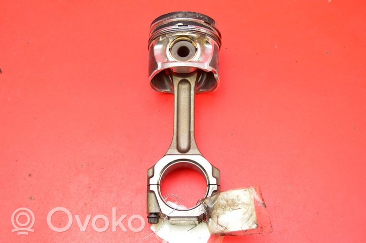 Hyundai Santa Fe Piston HYIUNDAI