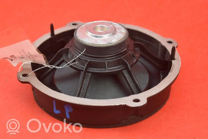 Hyundai Elantra VI Altavoz subwoofer 96330-F2000