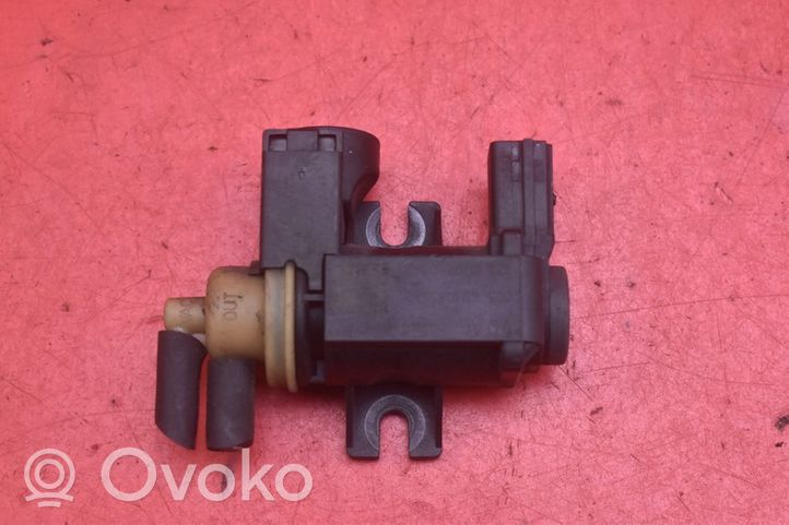 Audi A4 S4 B8 8K Valvola di depressione 8K0906627