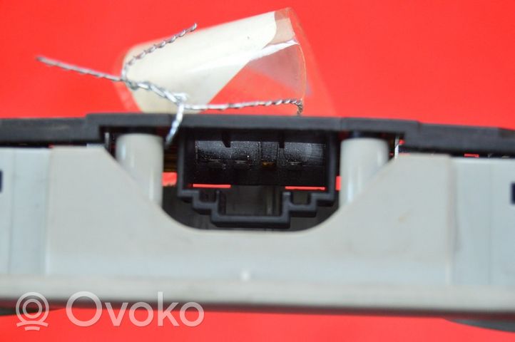 Audi Q7 4L Boot/trunk interior light 4L0947111B