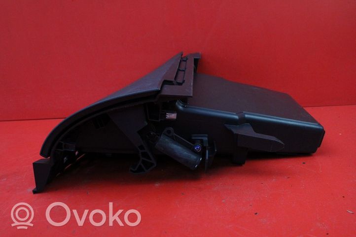 Renault Megane III Glove box 681080008R