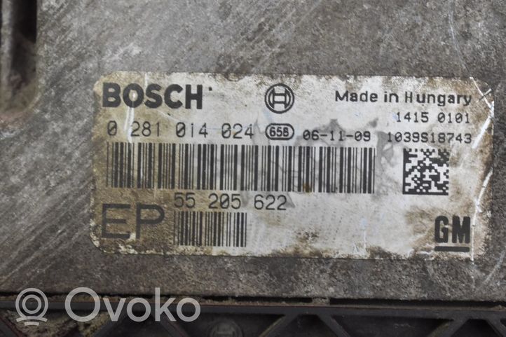 Opel Zafira B Boîte à fusibles relais 55205622