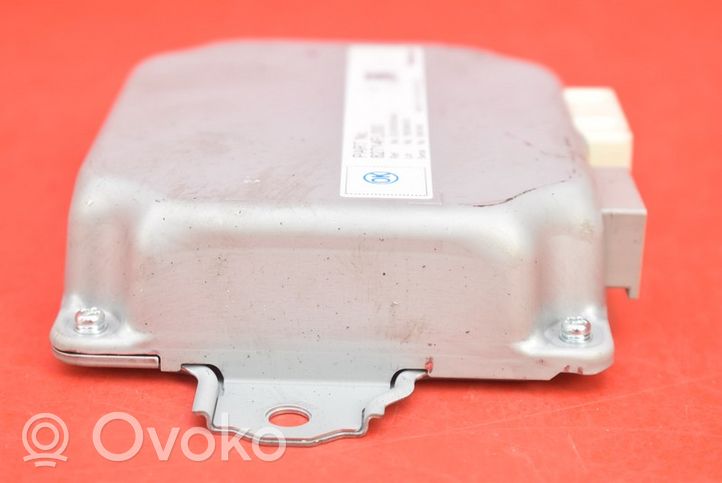 Subaru Outback (BS) Scatola di montaggio relè 82714FL000