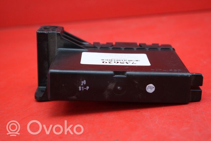 Toyota Verso Boîte à fusibles relais 88650-0F121