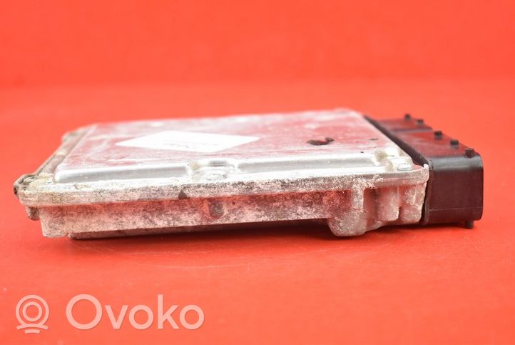 Volkswagen Phaeton Relay mounting block 070906016CM