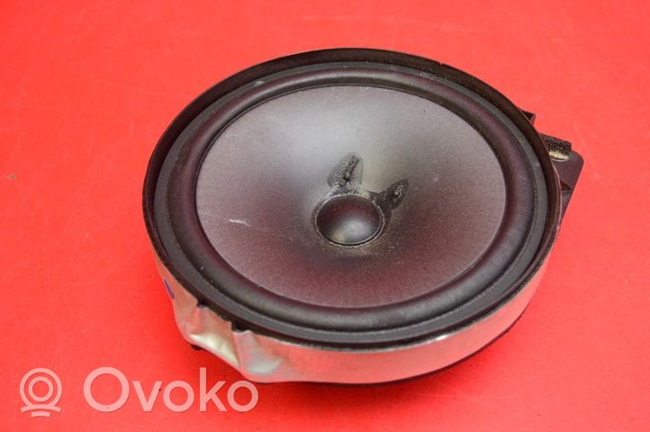 Honda Accord Subwoofer-bassokaiutin TS-06065