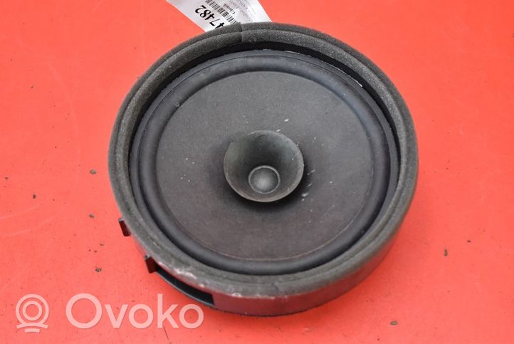 Mitsubishi Lancer VIII Subwoofer altoparlante 8720A017