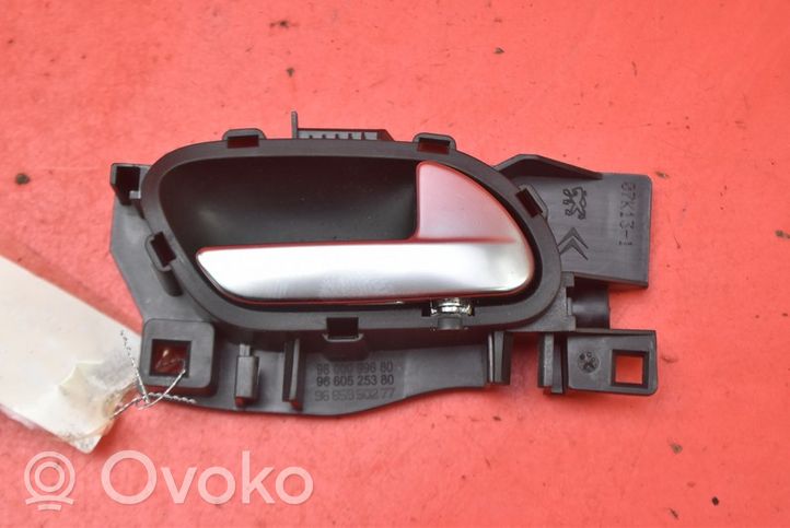 Citroen C5 Poignée inférieure de porte avant 9685950277