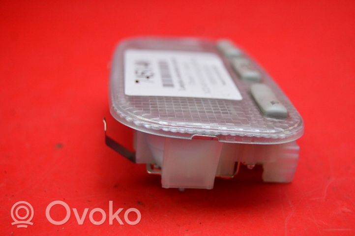 Citroen C5 Wewnętrzna lampka bagażnika 9680713880