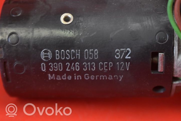 Volvo 440 Mechanizm i silniczek wycieraczek szyby przedniej / czołowej 0390246313