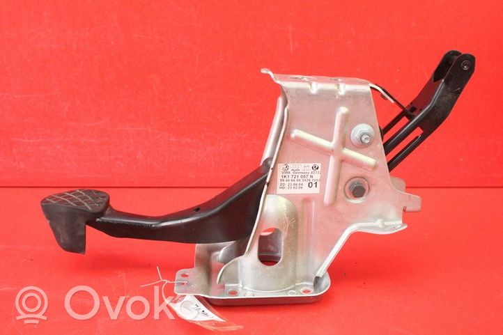 Volkswagen PASSAT B6 Accelerator throttle pedal 1K1721057N