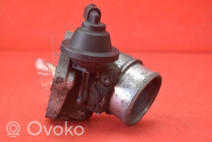 Audi A4 S4 B5 8D Valvola corpo farfallato 8D0145950C