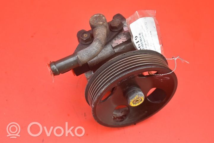 Hyundai Accent Ohjaustehostimen pumppu 57100-25300