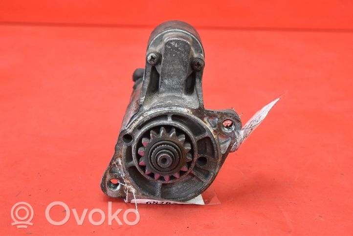 Cadillac DTS Starter motor M000T82081