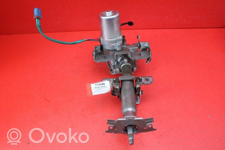 Suzuki Swift Ohjaustehostimen pumppu 48210-68L11