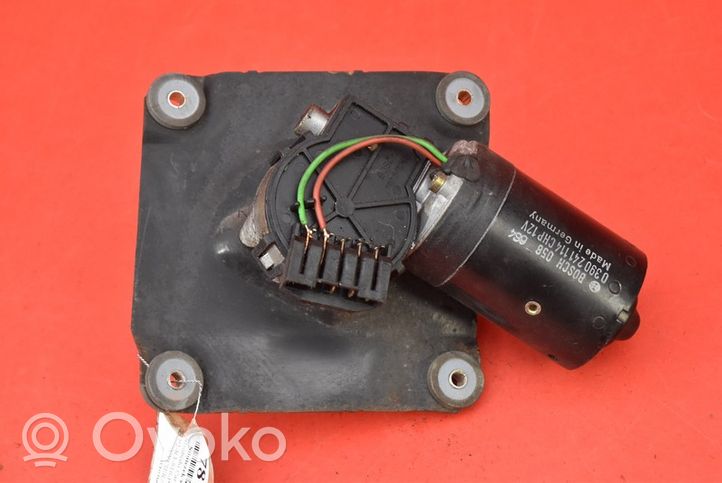 Mitsubishi Carisma Moteur d'essuie-glace arrière 0390241114