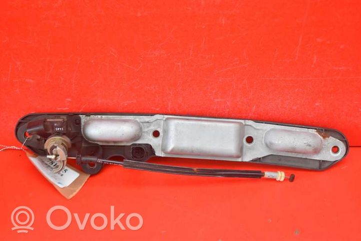 Volkswagen Jetta V Lampa oświetlenia tylnej tablicy rejestracyjnej 1T0827573