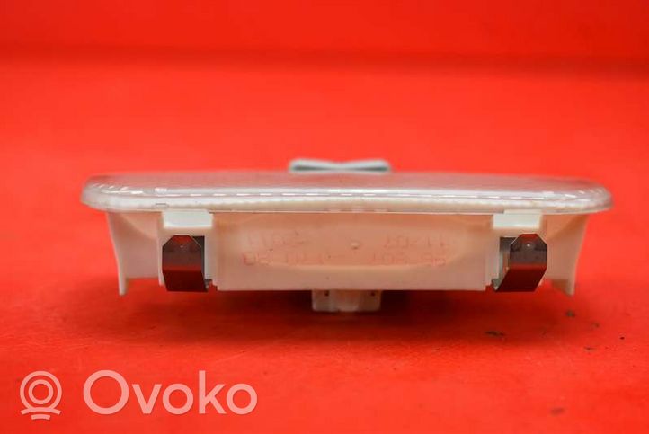 Citroen C3 Wewnętrzna lampka bagażnika 9680717080