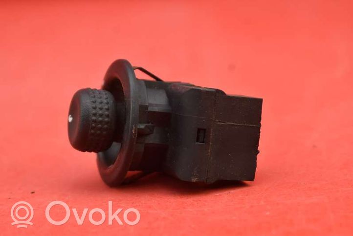 Opel Movano A Interruttore riscaldamento specchietti 7700803531F