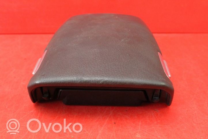 Volvo V70 Armlehne 30643895