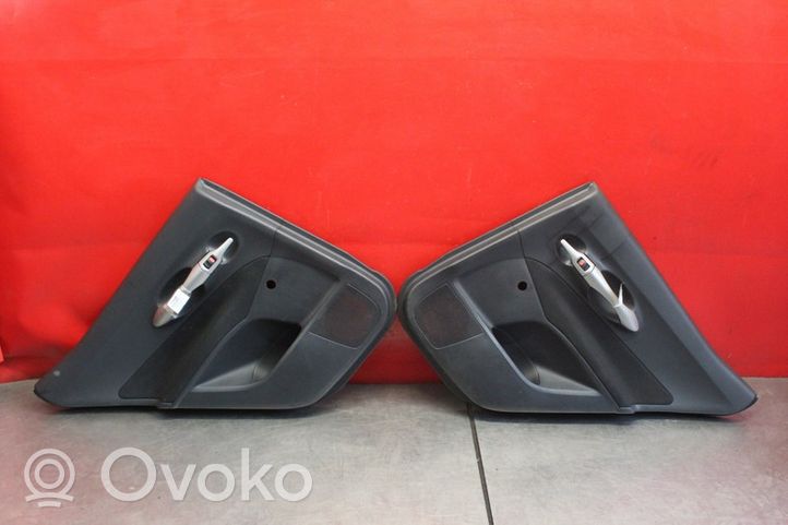 Toyota Auris 150 Tapicerka / Komplet 67764-X1700