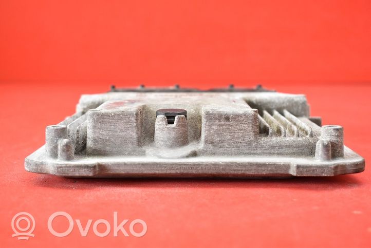 Opel Signum Блок управления двигателем ECU 55193967