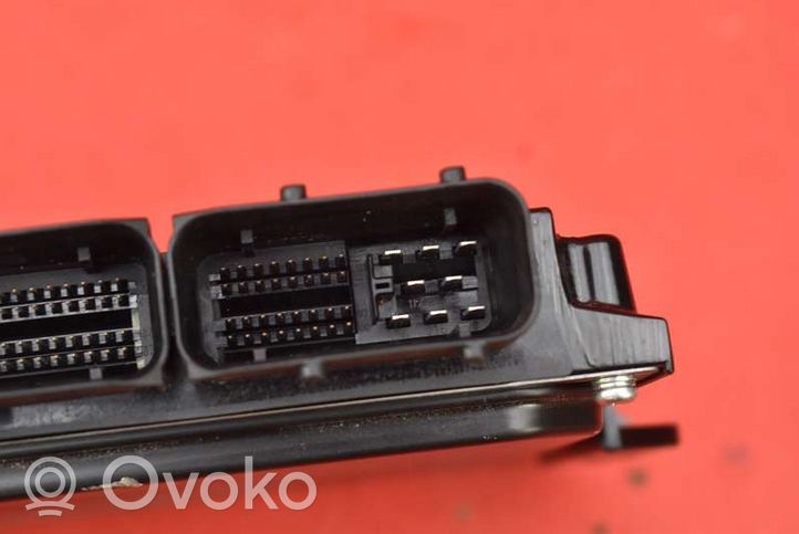 Mazda 6 Unité de commande, module ECU de moteur 275800-8105