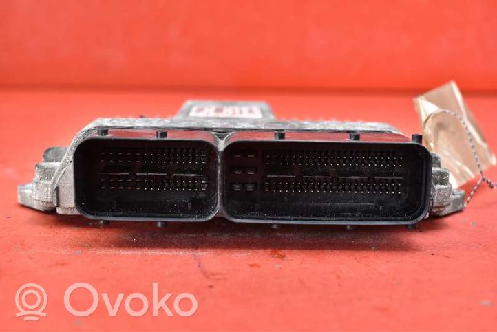 Fiat Doblo Centralina/modulo motore ECU 51843352