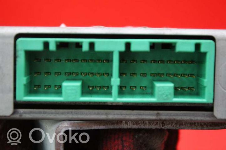 Nissan Pathfinder R51 Motora vadības bloka ECU 33084EB41C