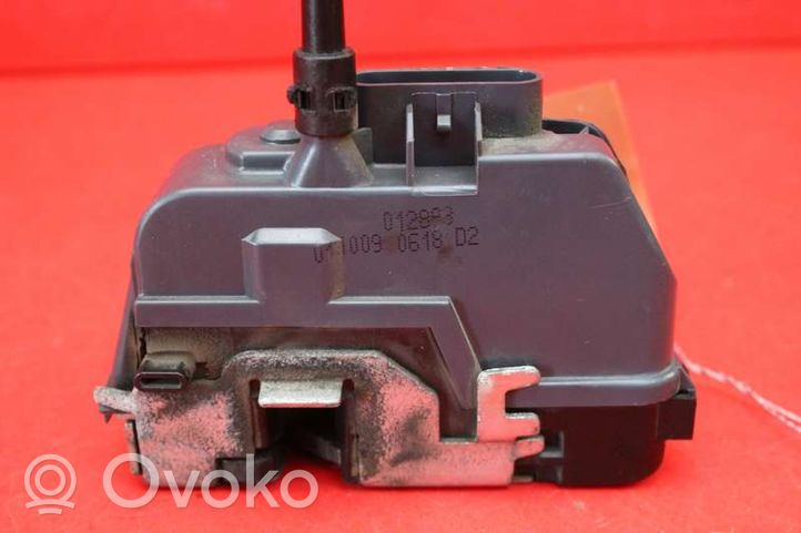 Renault Vel Satis Zamek drzwi tylnych 012898