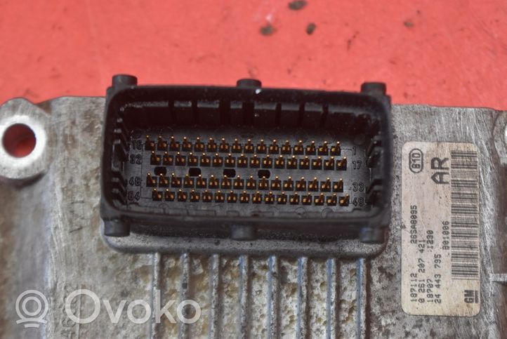 Opel Corsa C Komputer / Sterownik ECU silnika 24443795