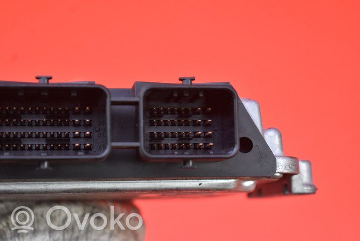 Citroen C5 Unité de commande, module ECU de moteur 9661971380